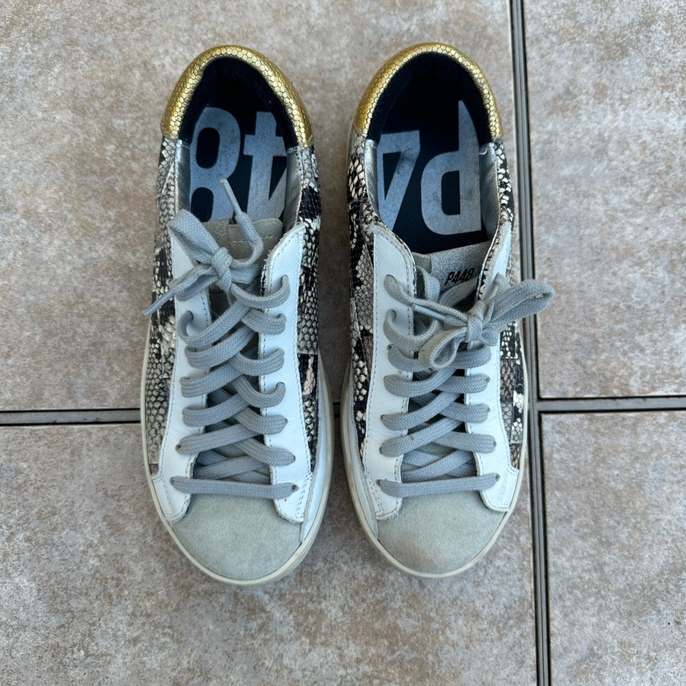 P448 John Python Snake Print White Leather Irides… - image 4